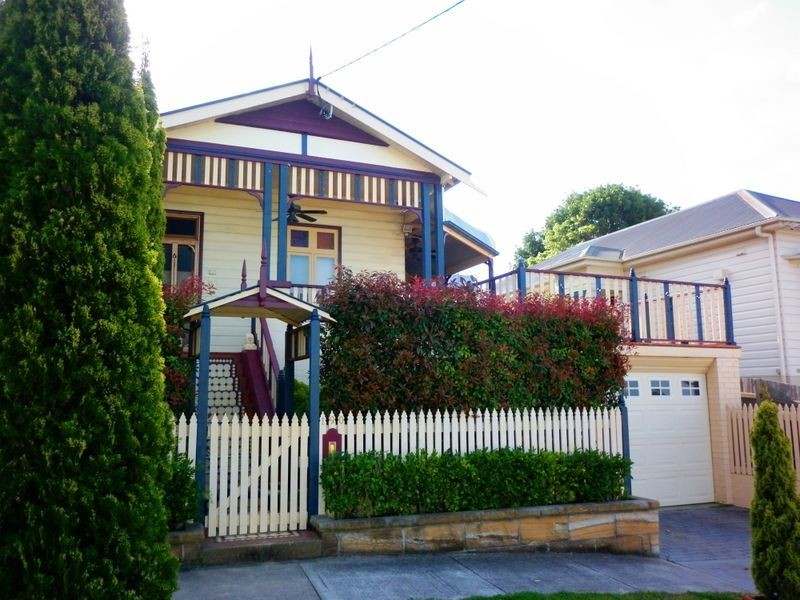 190 Gosford Road, Adamstown NSW 2289