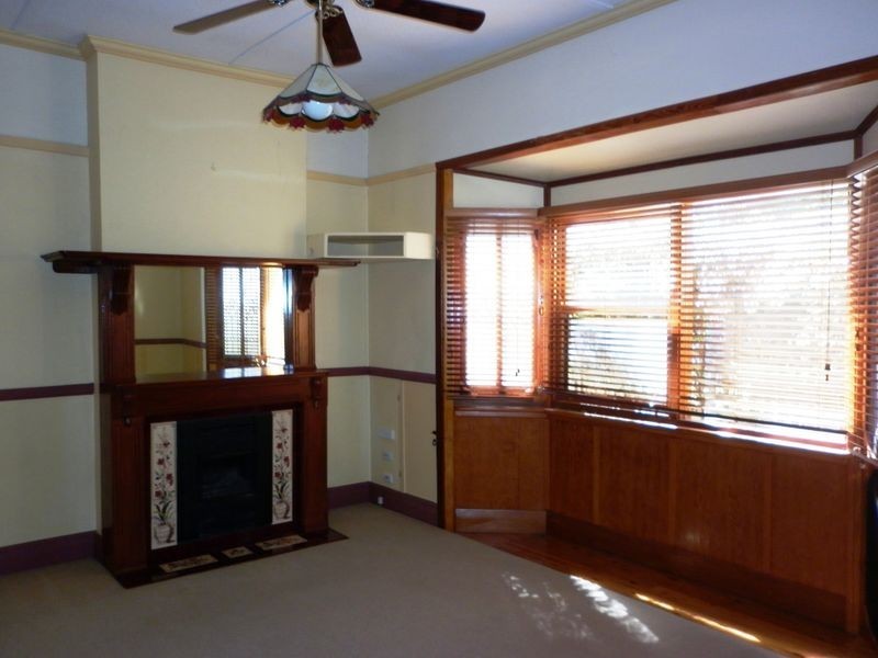 190 Gosford Road, Adamstown NSW 2289