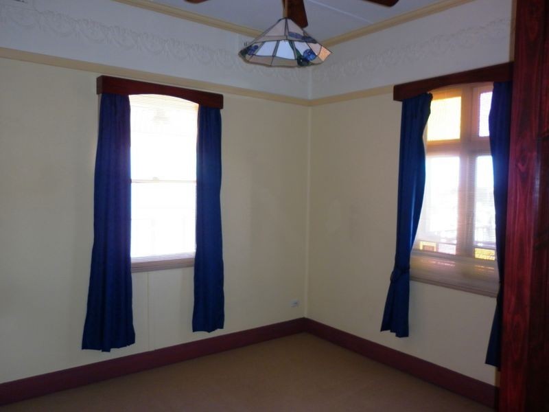 190 Gosford Road, Adamstown NSW 2289