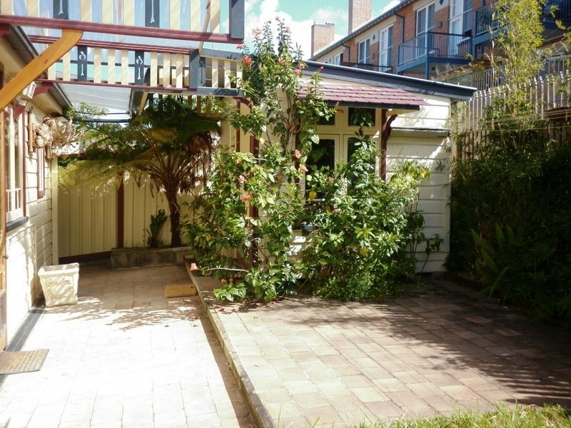 190 Gosford Road, Adamstown NSW 2289