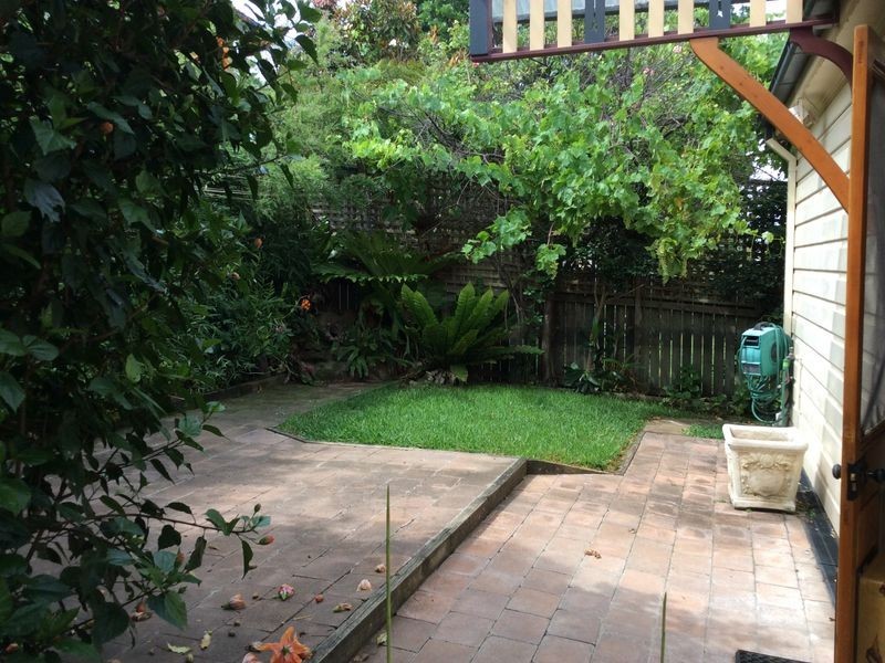 190 Gosford Road, Adamstown NSW 2289