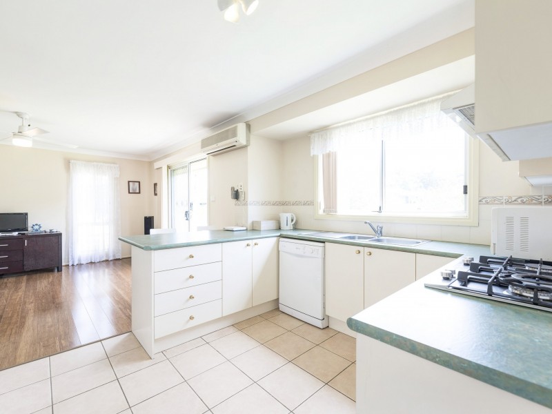 66 Flamingo Drive, Cameron Park NSW 2285