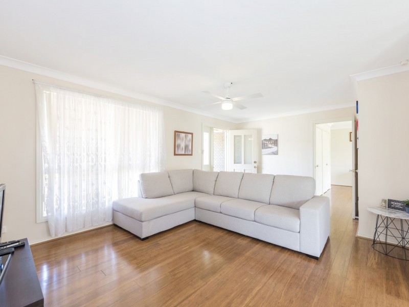 66 Flamingo Drive, Cameron Park NSW 2285