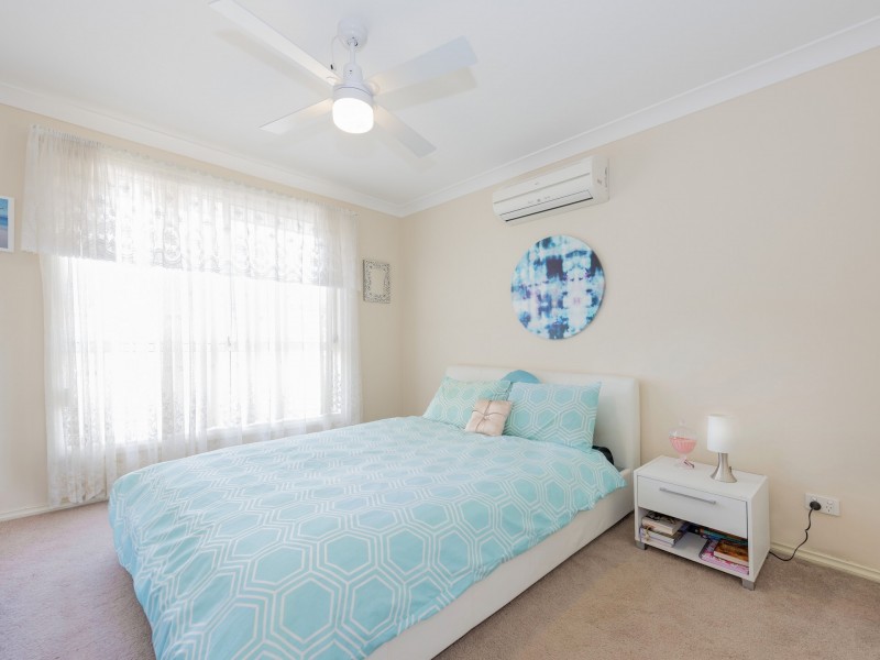 66 Flamingo Drive, Cameron Park NSW 2285