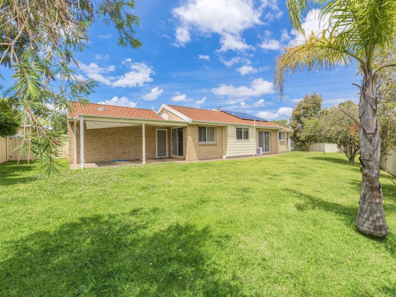 66 Flamingo Drive, Cameron Park NSW 2285