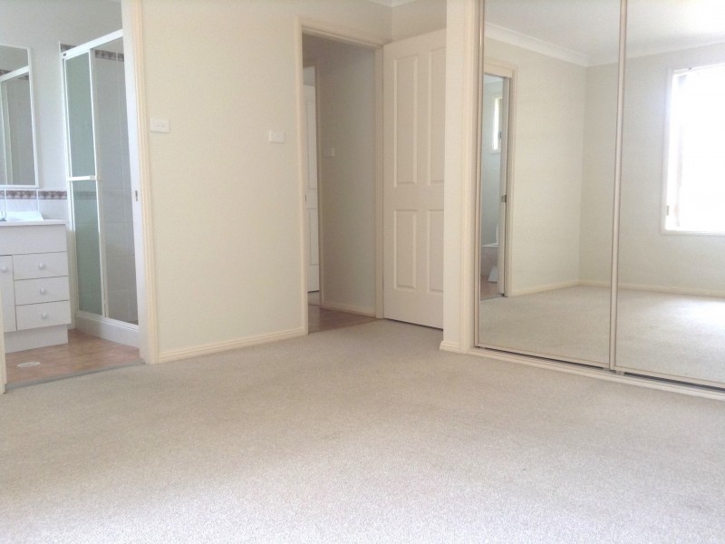 7 Karneen Avenue, Maryland NSW 2287