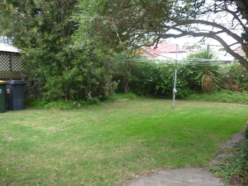 16 Cross Street, New Lambton NSW 2305