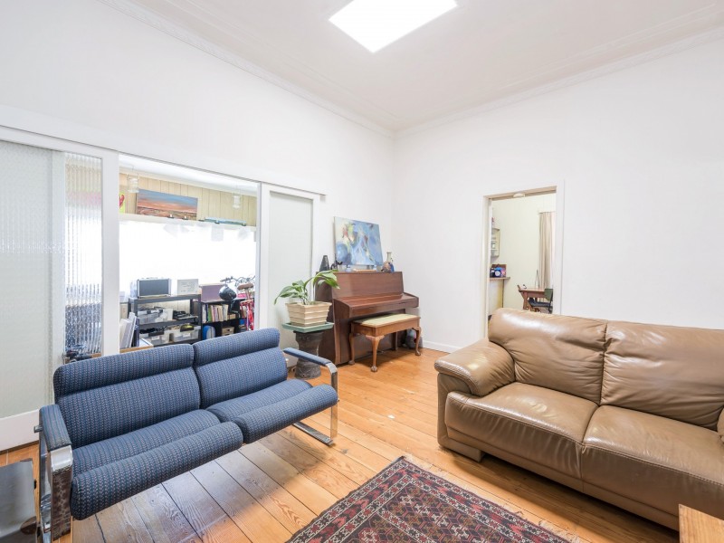 166 Lindsay Street, Hamilton NSW 2303