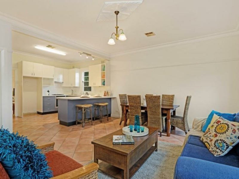 5 Melville Road, Broadmeadow NSW 2292