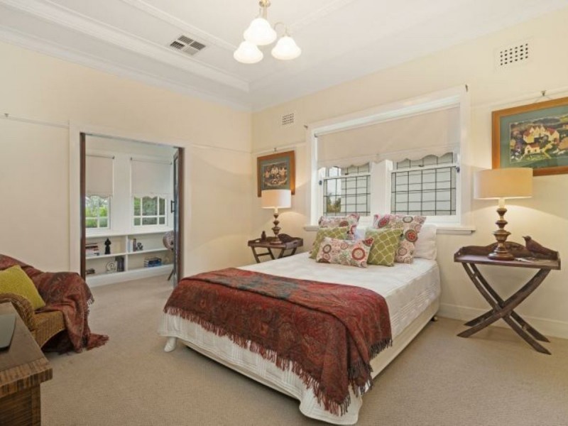 5 Melville Road, Broadmeadow NSW 2292