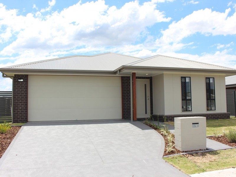 39 Norfolk Street, Fern Bay NSW 2295