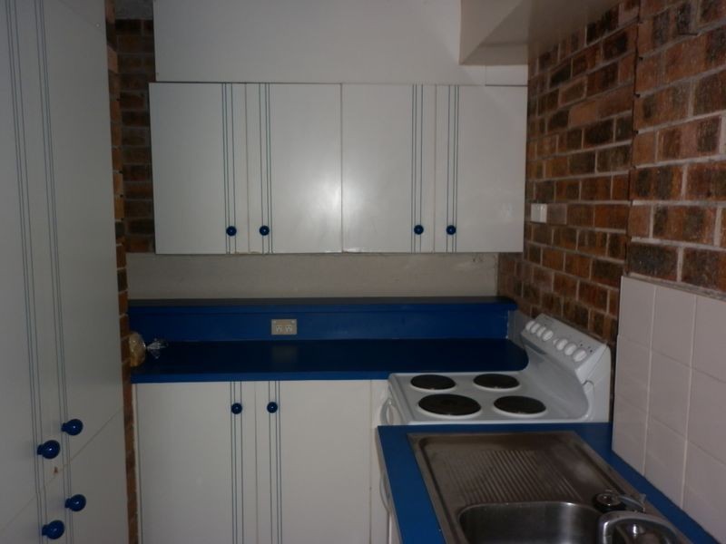 2/18 Mosbri Crescent, The Hill NSW 2300