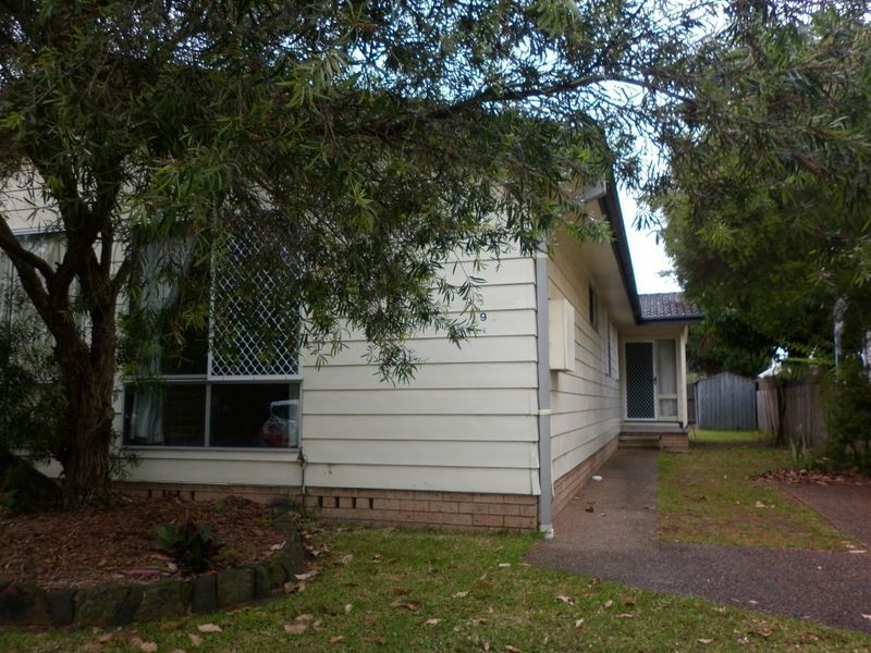 9 Emerald Street, Hamilton North NSW 2292