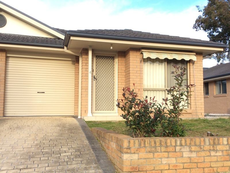 Unit 4/3 Lovell Parade, Shortland NSW 2307