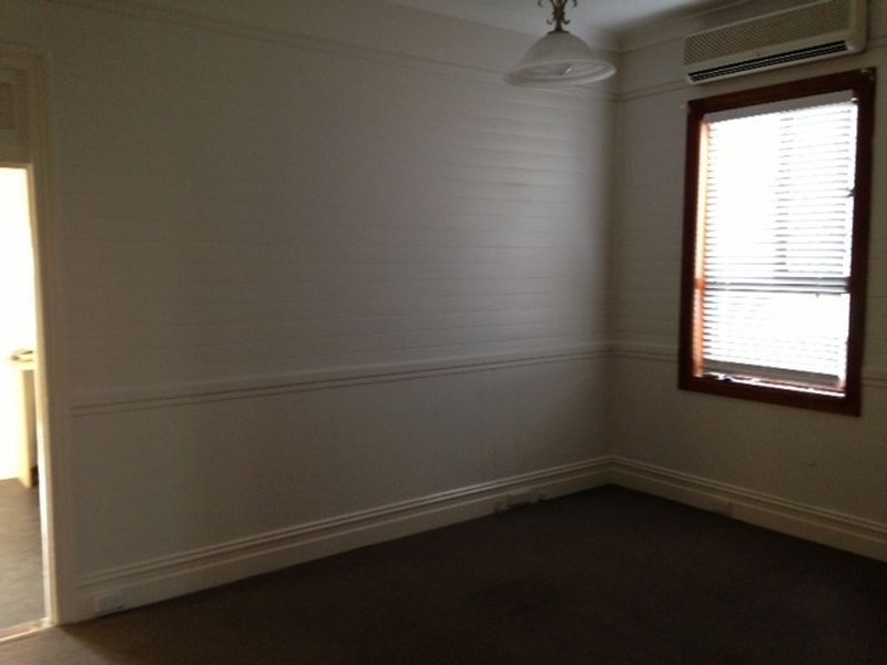 8 St James Road, New Lambton NSW 2305