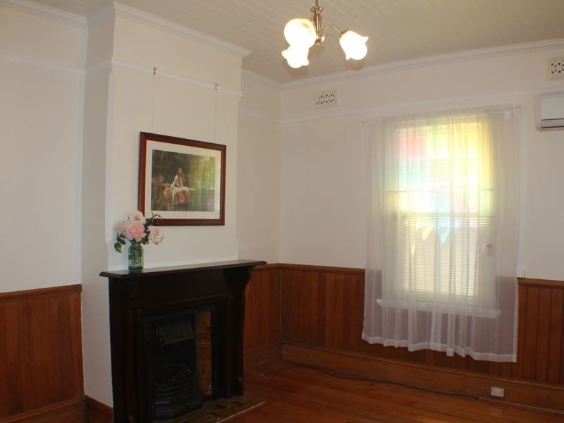 29 Cameron Street, Hamilton NSW 2303