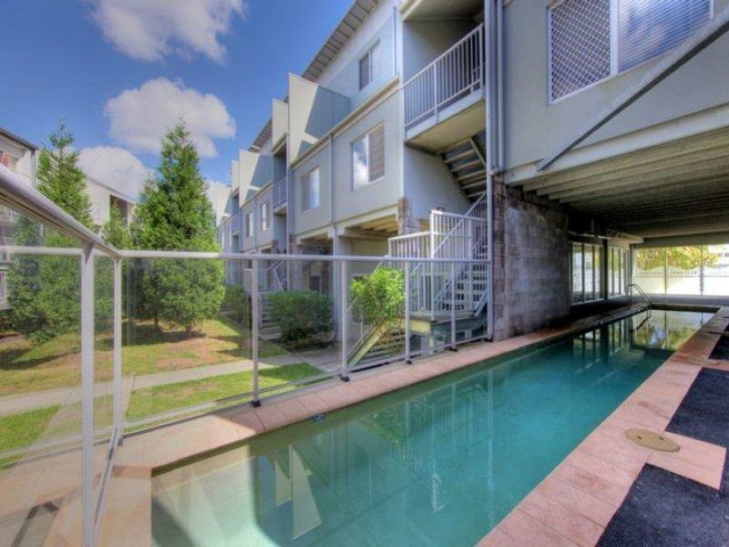 204/5 Tudor Street, Newcastle West NSW 2302