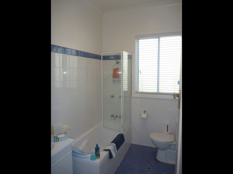 5 Oliver Street, Hamilton NSW 2303