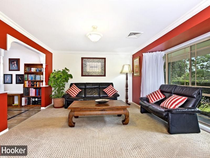 33 Forester Crescent, Cherrybrook NSW 2126