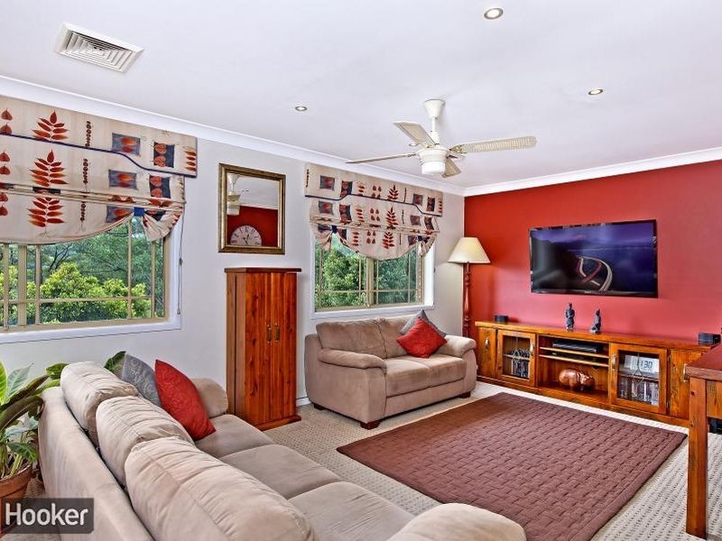 33 Forester Crescent, Cherrybrook NSW 2126