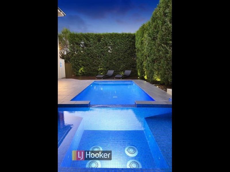 42 Gilbert Road, Glenhaven NSW 2156