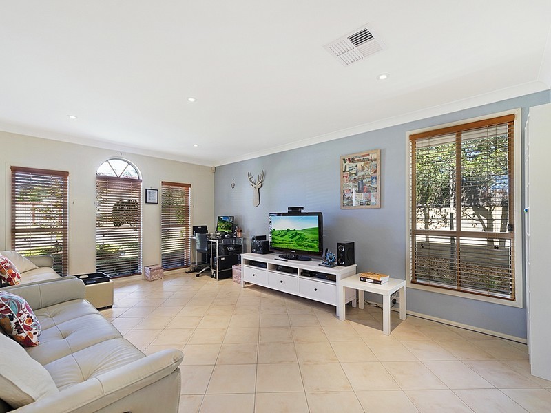 76 Coral Crescent, Kellyville NSW 2155