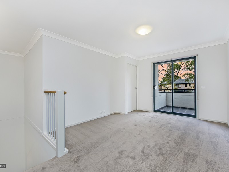 83 Tree Top Circuit, Quakers Hill NSW 2763