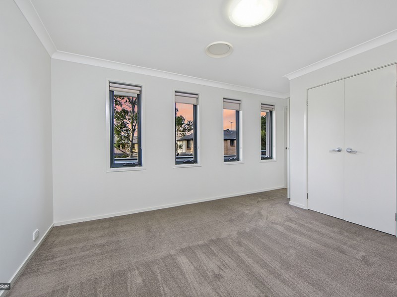 83 Tree Top Circuit, Quakers Hill NSW 2763