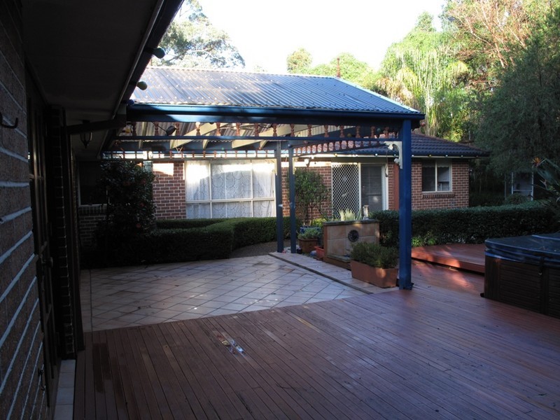 35 Alana Drive, West Pennant Hills NSW 2125