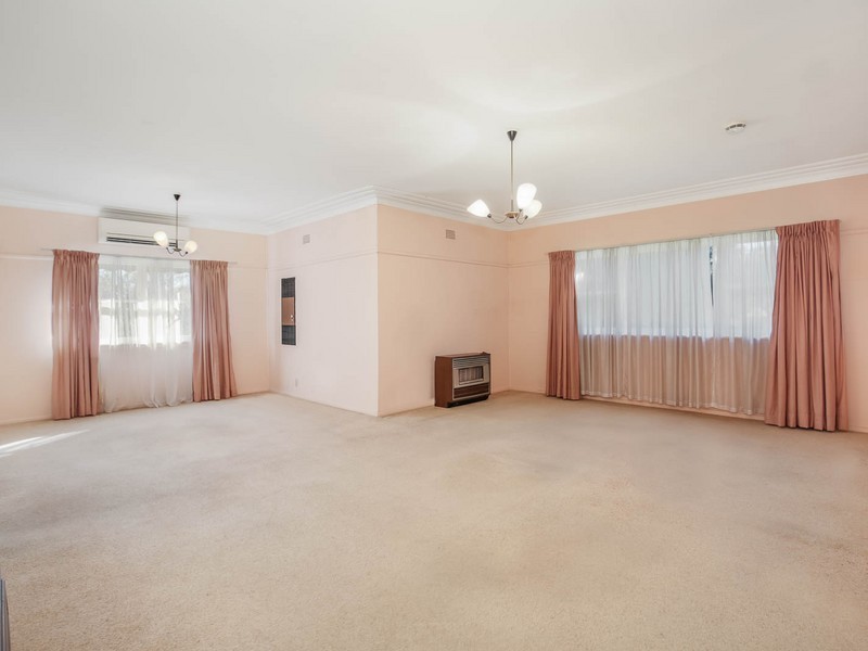 132 Newton Road, Blacktown NSW 2148