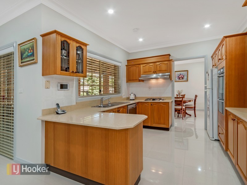 8 Cairngorm Avenue, Glenhaven NSW 2156