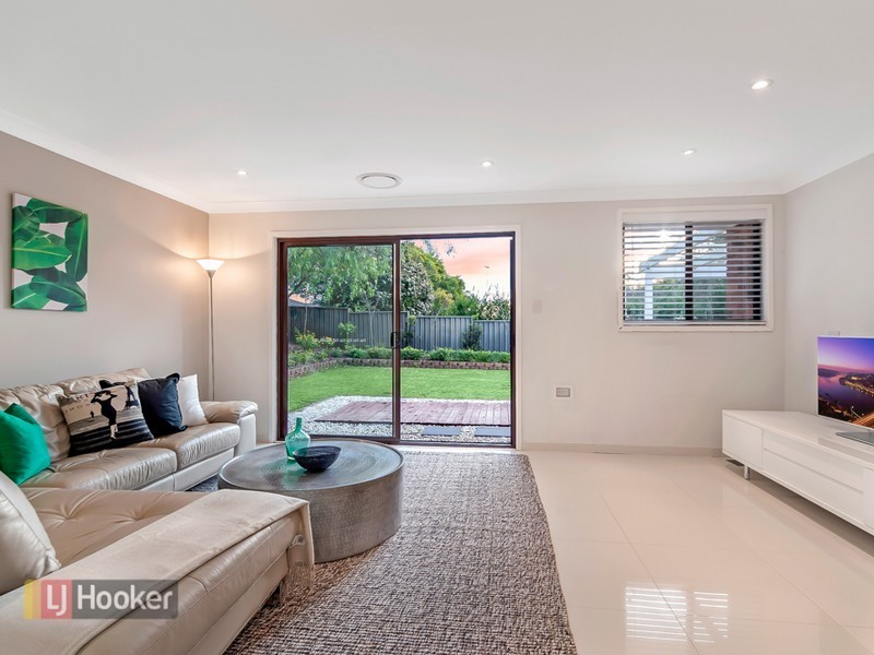 27 Hyde Avenue, Glenhaven NSW 2156