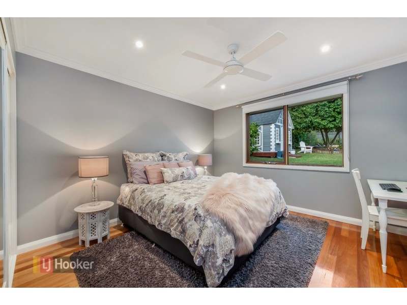 6 Renee Close, Glenhaven NSW 2156