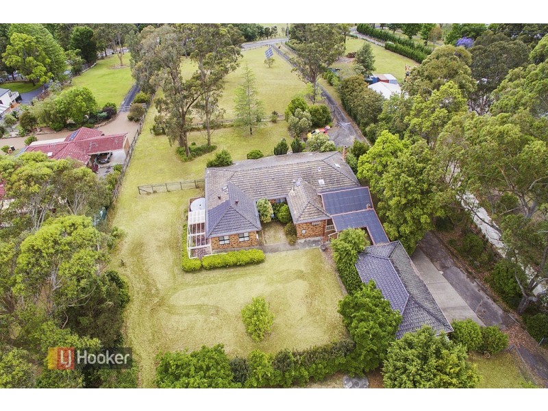 4 Calderwood Road, Galston NSW 2159