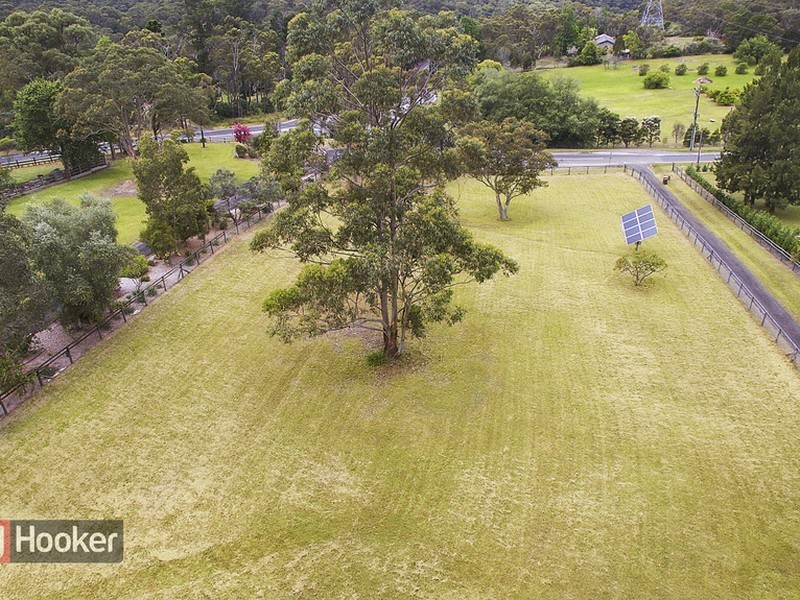4 Calderwood Road, Galston NSW 2159