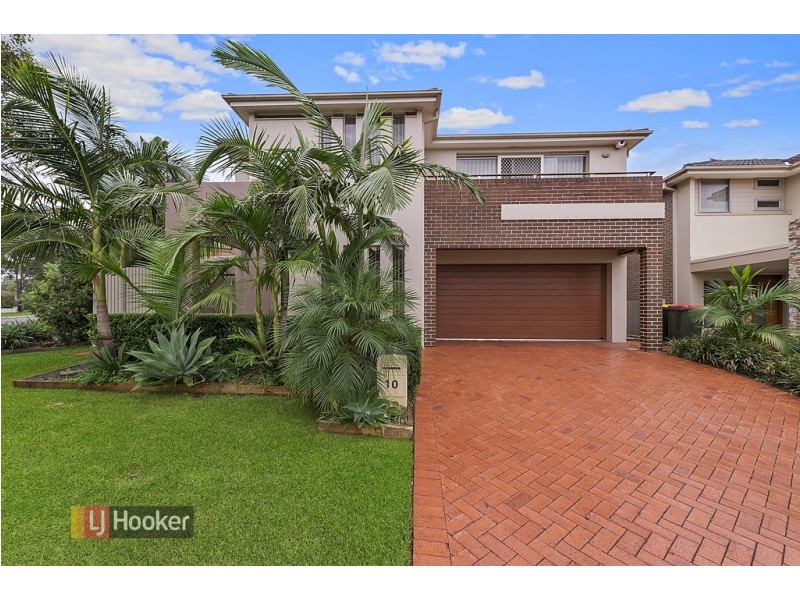 10 Newport Way, Stanhope Gardens NSW 2768