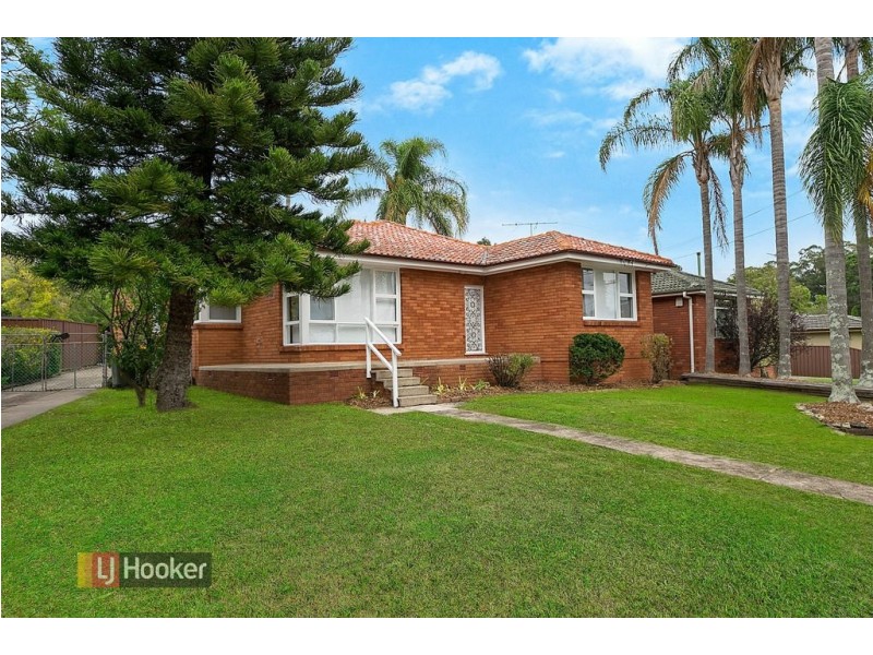 4 Millar Crescent, Dural NSW 2158