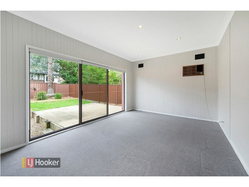 4 Millar Crescent, Dural NSW 2158