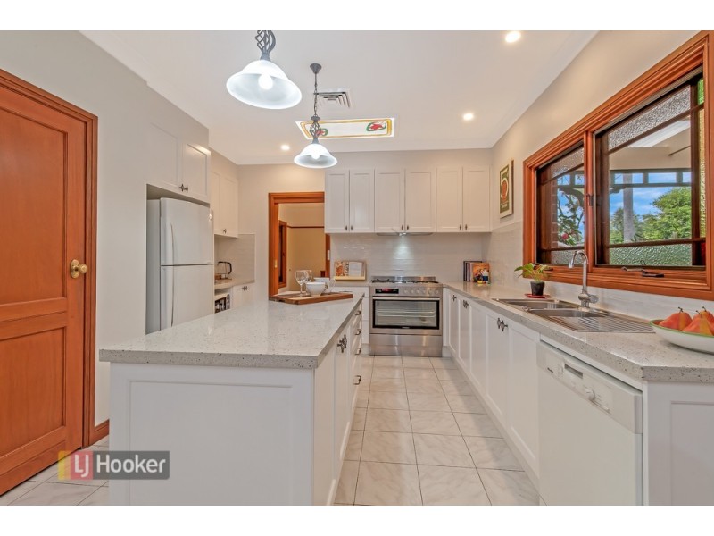 7 Gawain Court, Glenhaven NSW 2156