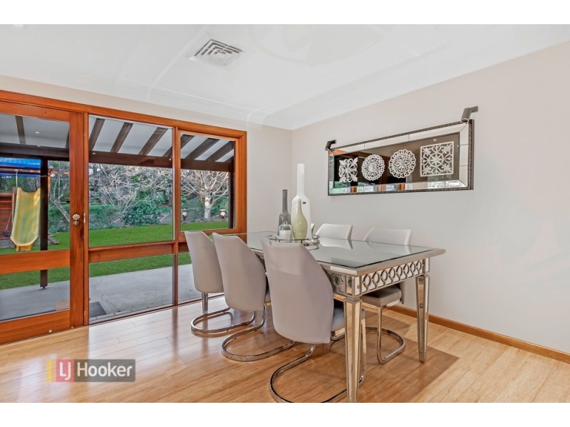 6 Raym Road, Kenthurst NSW 2156