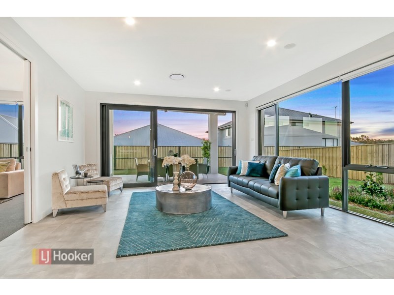 19 Nangar Crescent, Kellyville NSW 2155