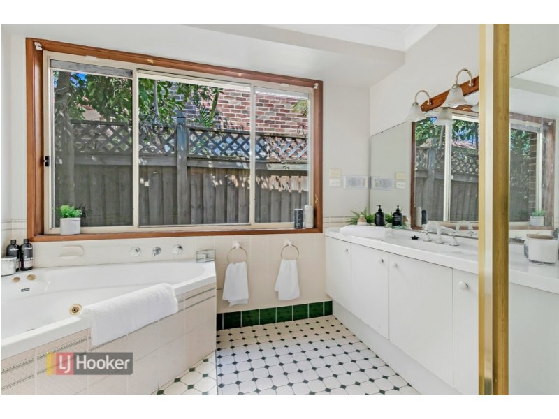 12 Murrell Place, Dural NSW 2158