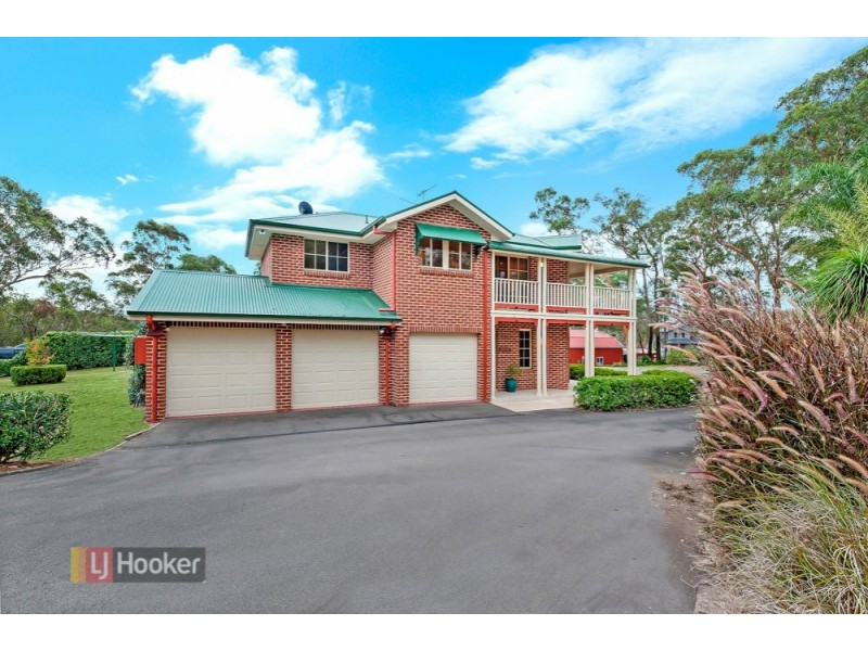 1 Lang Road, Kenthurst NSW 2156