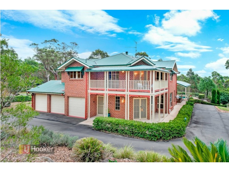 1 Lang Road, Kenthurst NSW 2156