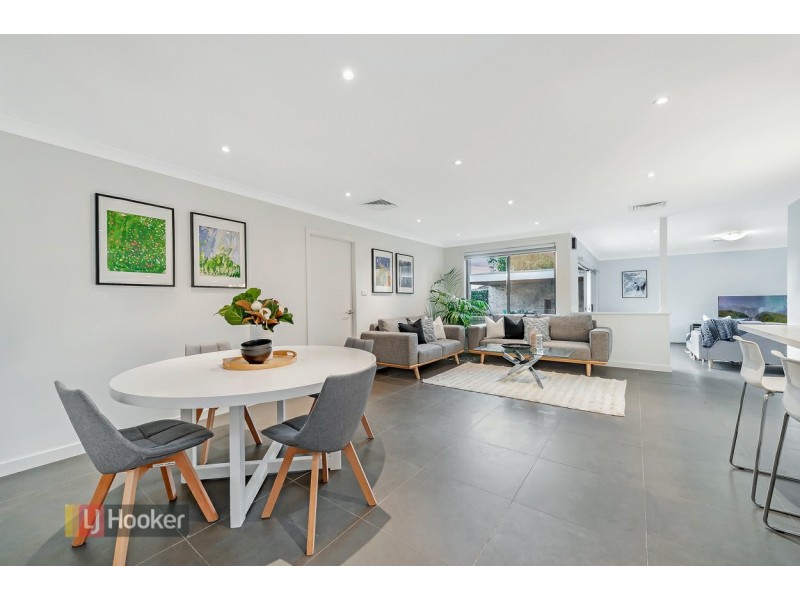 24 Woodburn Place, Glenhaven NSW 2156