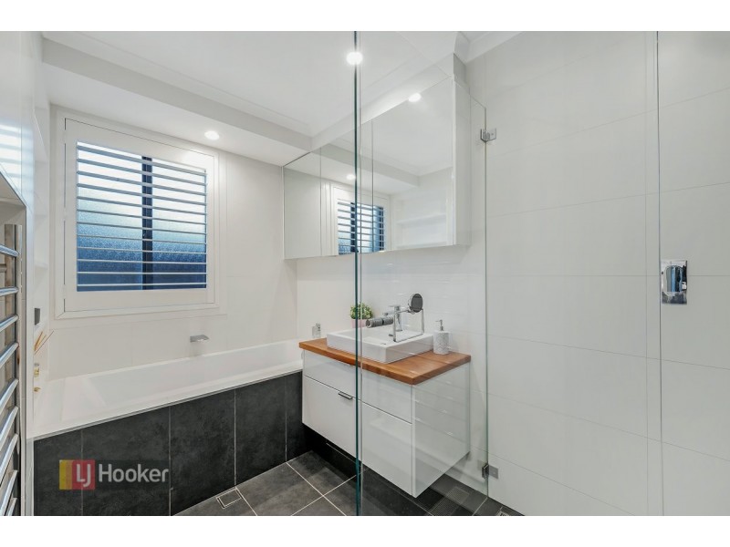 24 Woodburn Place, Glenhaven NSW 2156