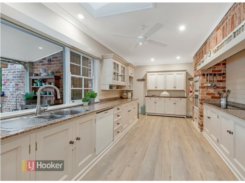 19 Taylors Road, Dural NSW 2158