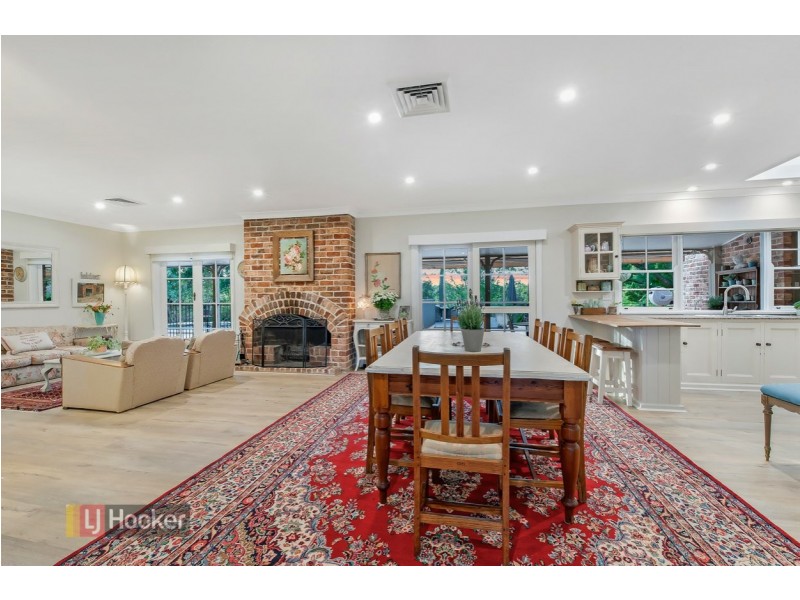 19 Taylors Road, Dural NSW 2158