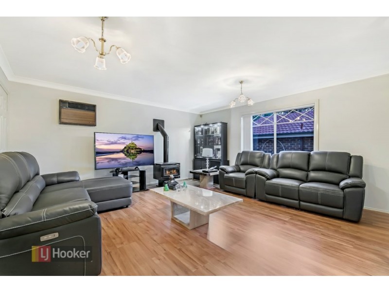 7 Tanbark Place, Dural NSW 2158