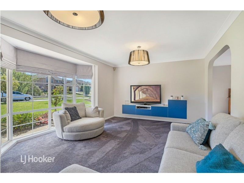 8 Tristan Court, Castle Hill NSW 2154